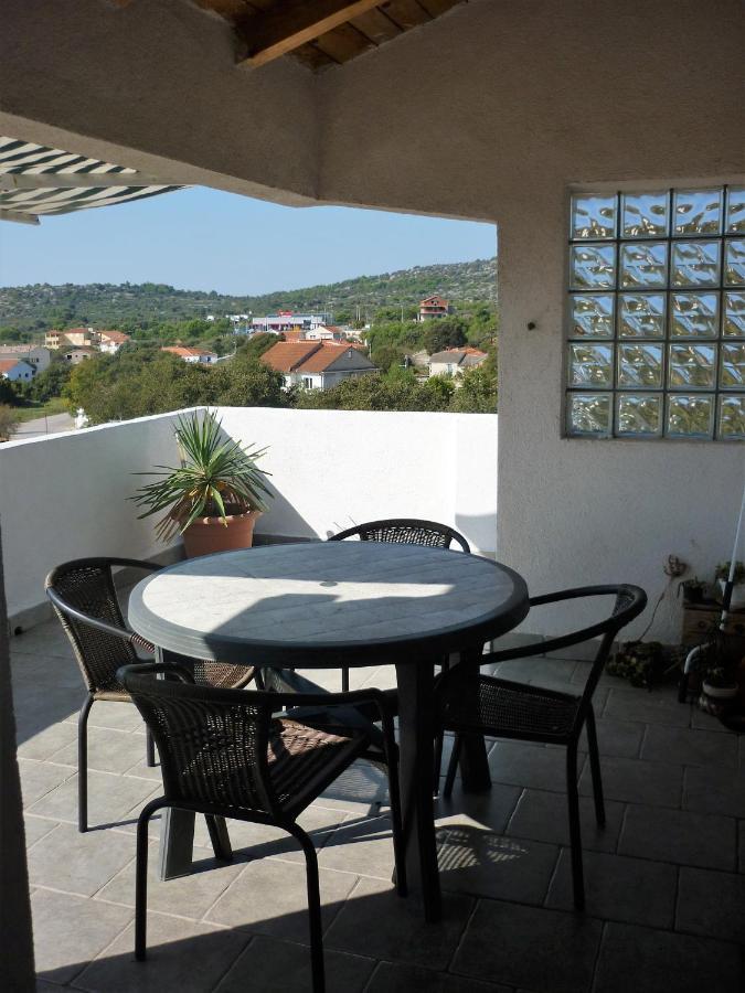 יזרה Apartmani Andrija מראה חיצוני תמונה