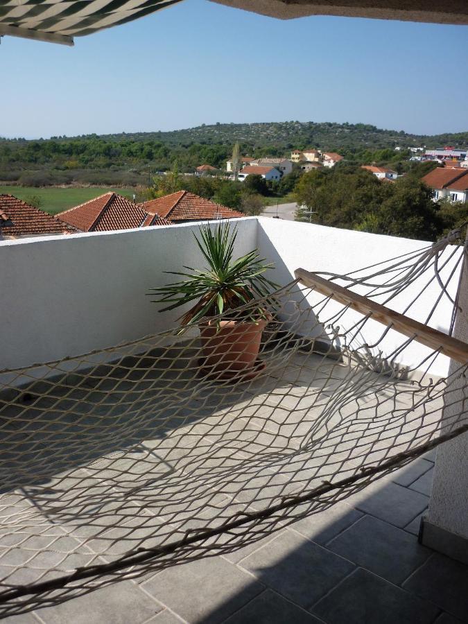 יזרה Apartmani Andrija מראה חיצוני תמונה