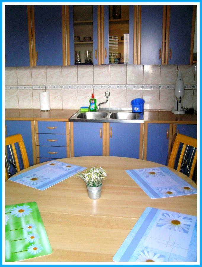 יזרה Apartmani Andrija מראה חיצוני תמונה